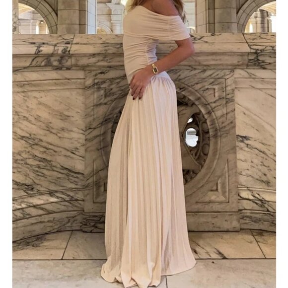 LIONESS Field Of Dreams Dress in Oatmeal Medium New Womens Maxi Gown - Picture 17 of 17